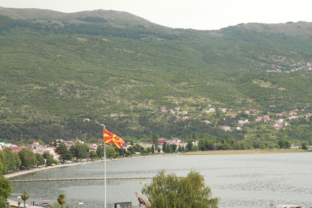 Villa Dudinka Ohrid Bilik gambar
