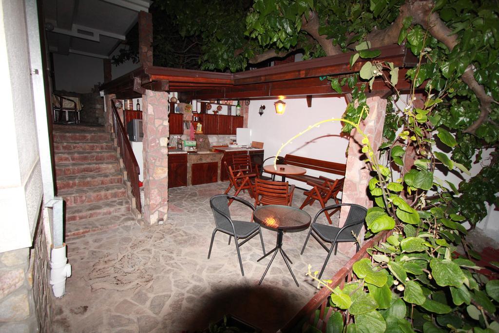 Villa Dudinka Ohrid Bilik gambar