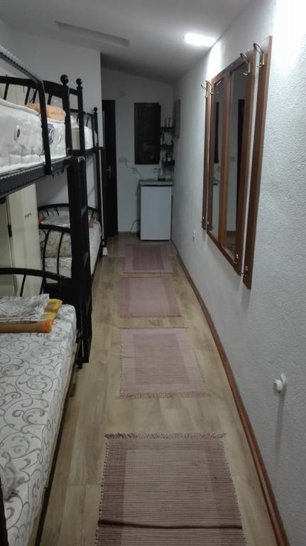 Villa Dudinka Ohrid Bilik gambar